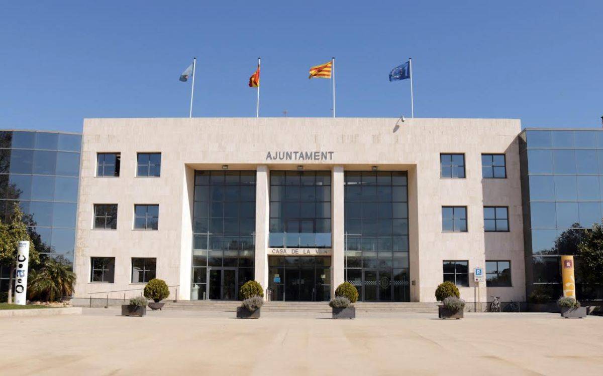 Cambrils eixuga el darrer préstec històric i deixa el deute municipal a zero