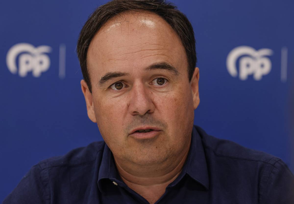 Feijóo designa Pérez Llorca com a candidat al País Valencià per desencallar la negociació amb Vox