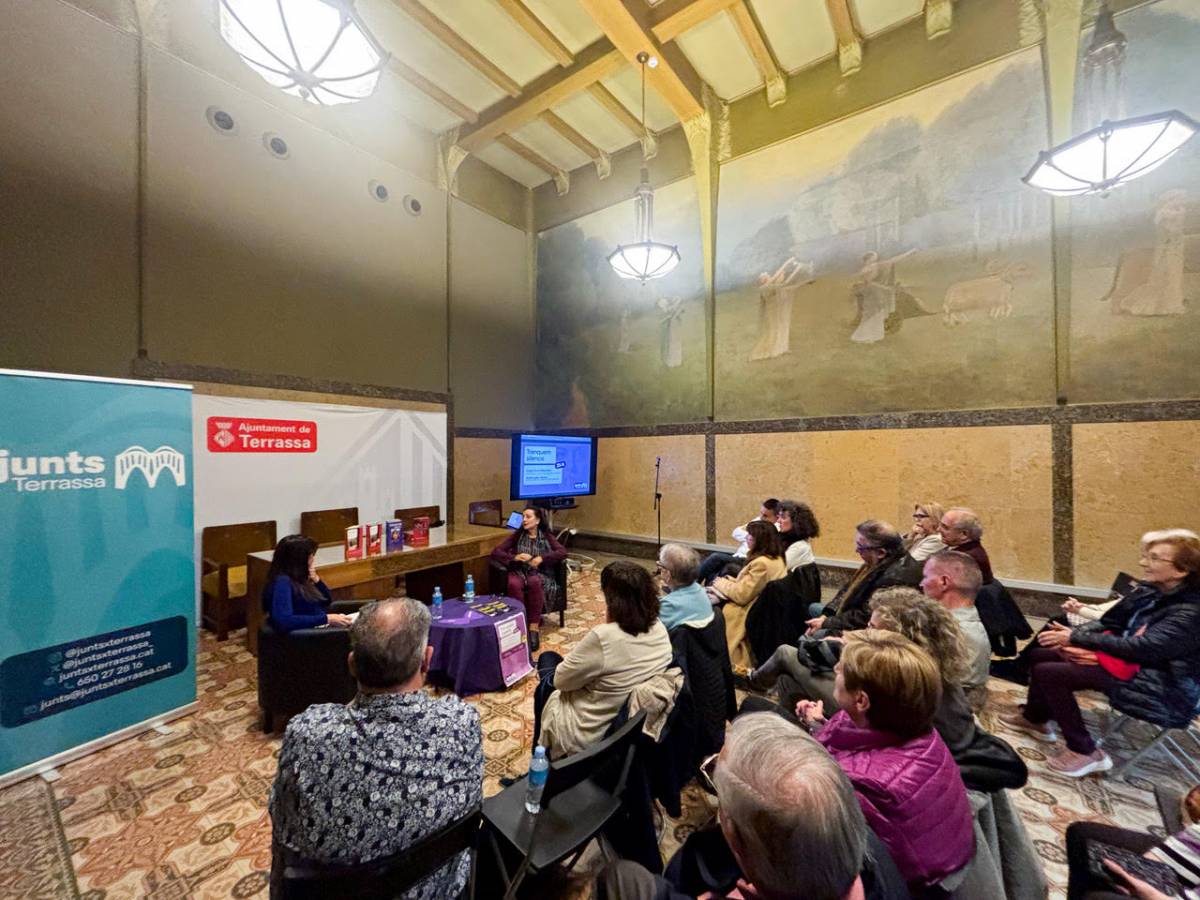 Junts crida a trencar els silencis al voltant de la violència masclista amb una xerrada amb veus expertes