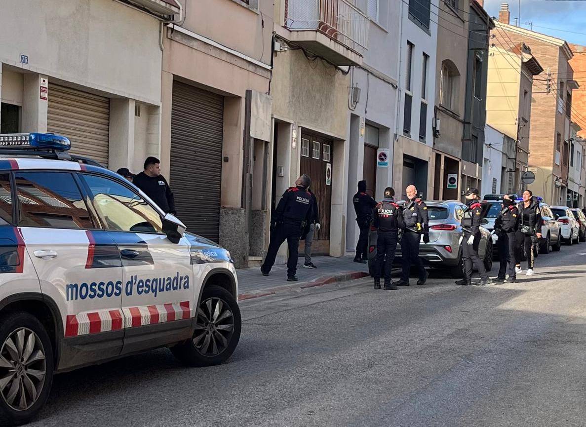 Els Mossos d'Esquadra frustren un intent d'ocupació a la Creu Alta