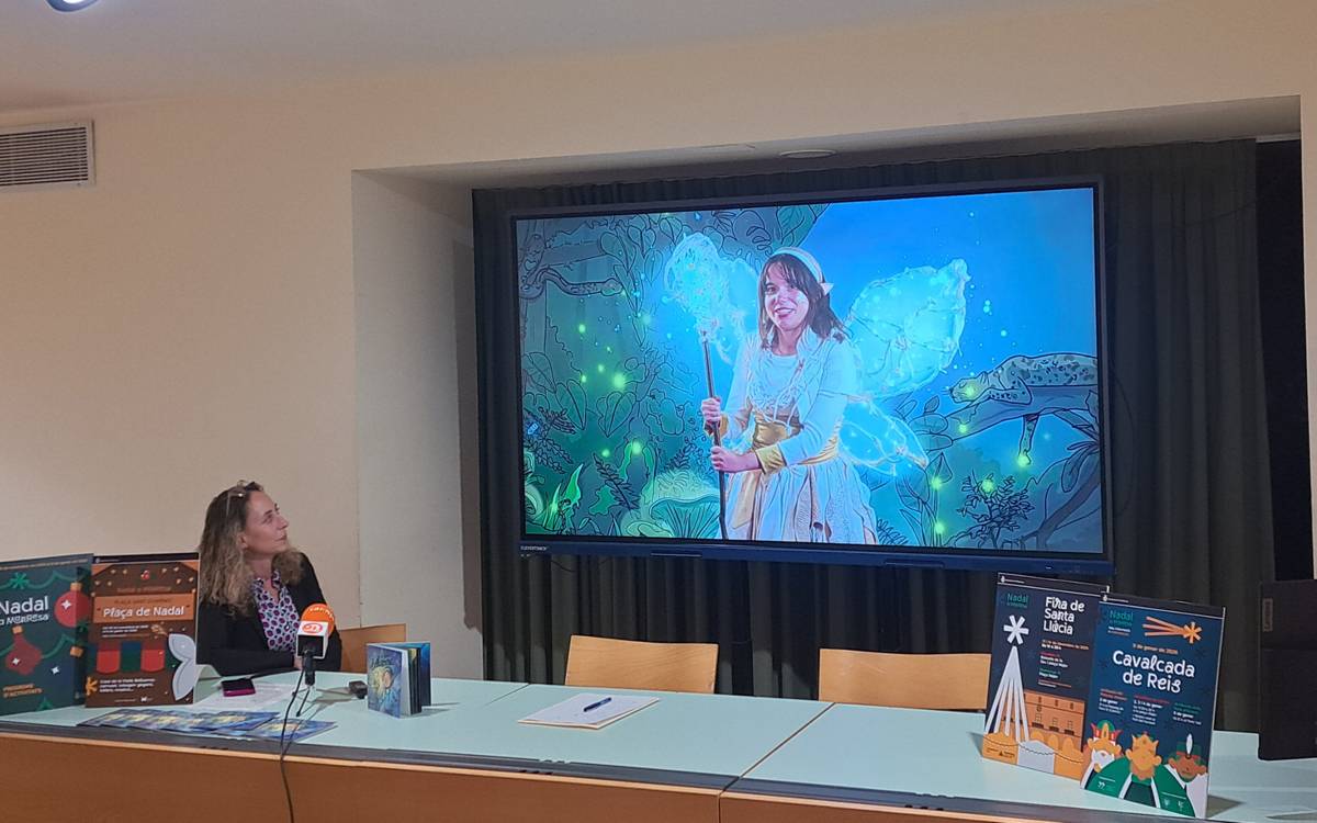 La Plaça de Nadal de Manresa estrena un tobogan gegant i la màgia de la Fada Belluerna