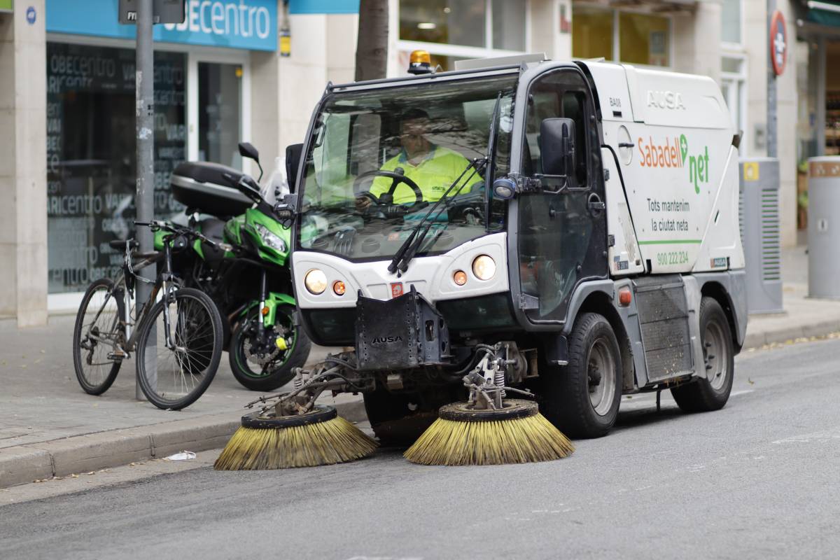 Sabadell renova la maquinària de neteja urbana per 14 milions d'euros