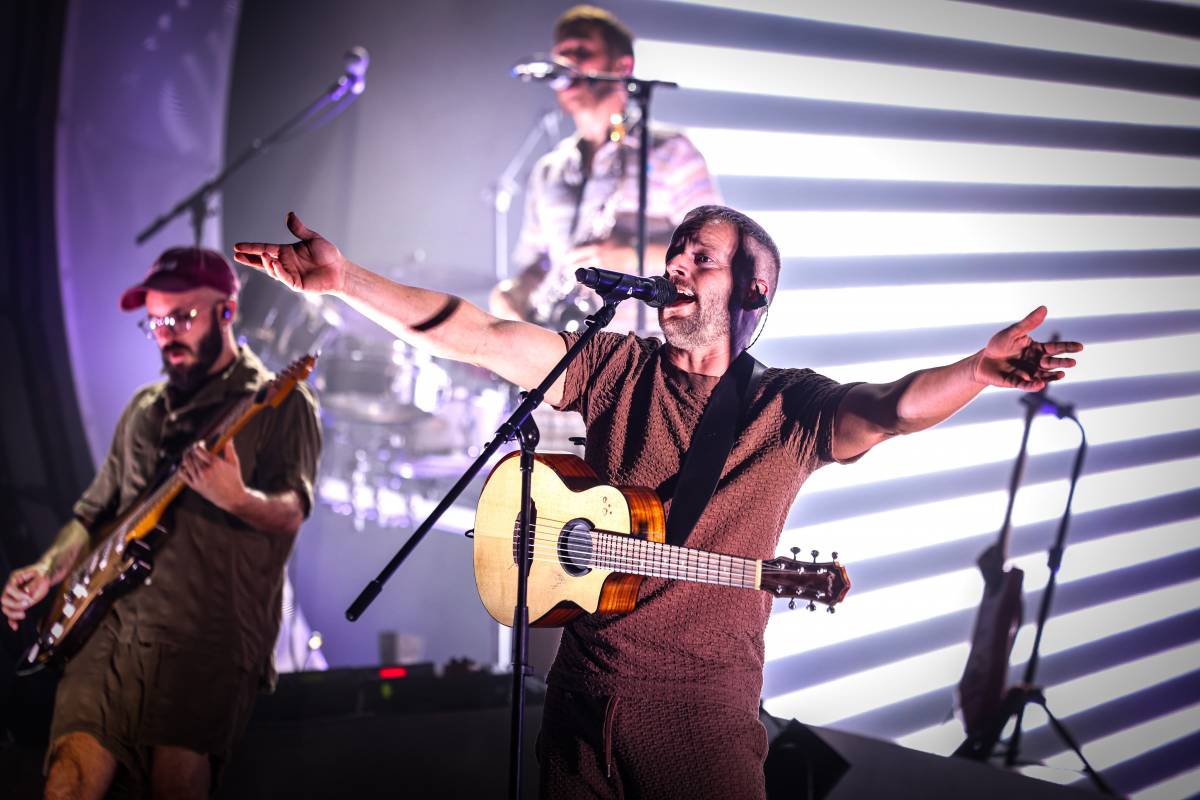 El concert d'Oques Grasses a la platja del Bogatell de Barcelona  - ACN