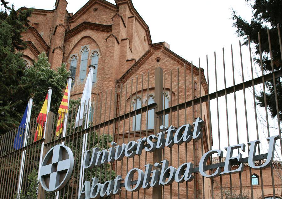 L’Abat Oliba rep llum verda per al grau de Medicina