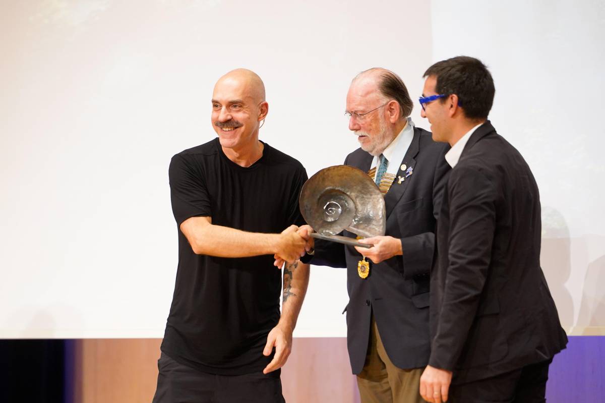 Alexis Ferrer: “L’art ha de sacsejar, no pot ser transparent”