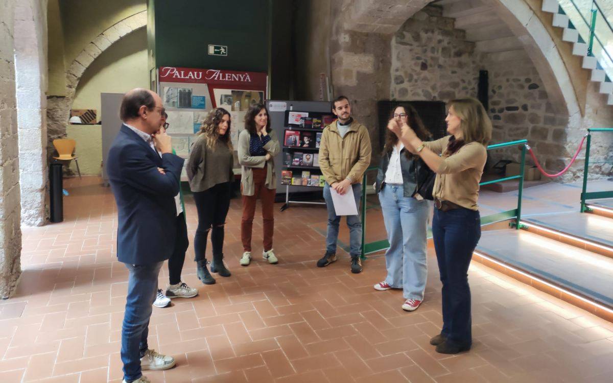 La Directora General de Joventut de la Generalitat visita els equipaments juvenils de la Conca de Barberà