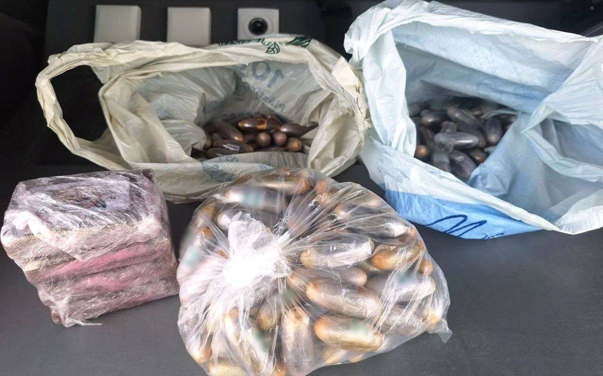 Detenen dos homes a l'AP-7 a Tarragona amb una maleta carregada d'embolcalls d'haixix