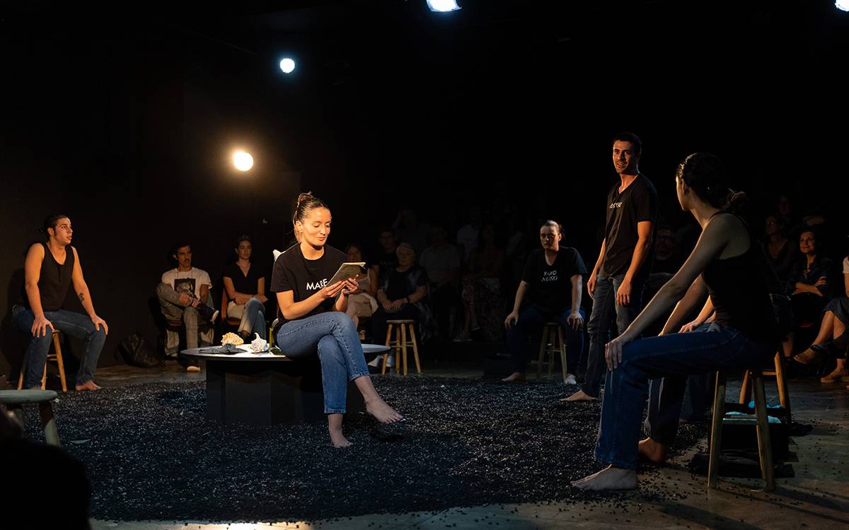 El teatre Conservatori acollirà «El mestre i el mar», una obra sobre memòria i silenci