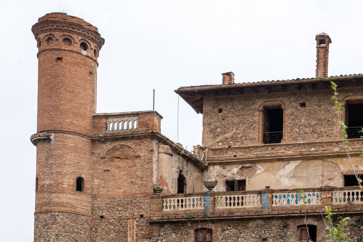 La Torre d’en Feu actualment - La Torre d’en Feu actualment