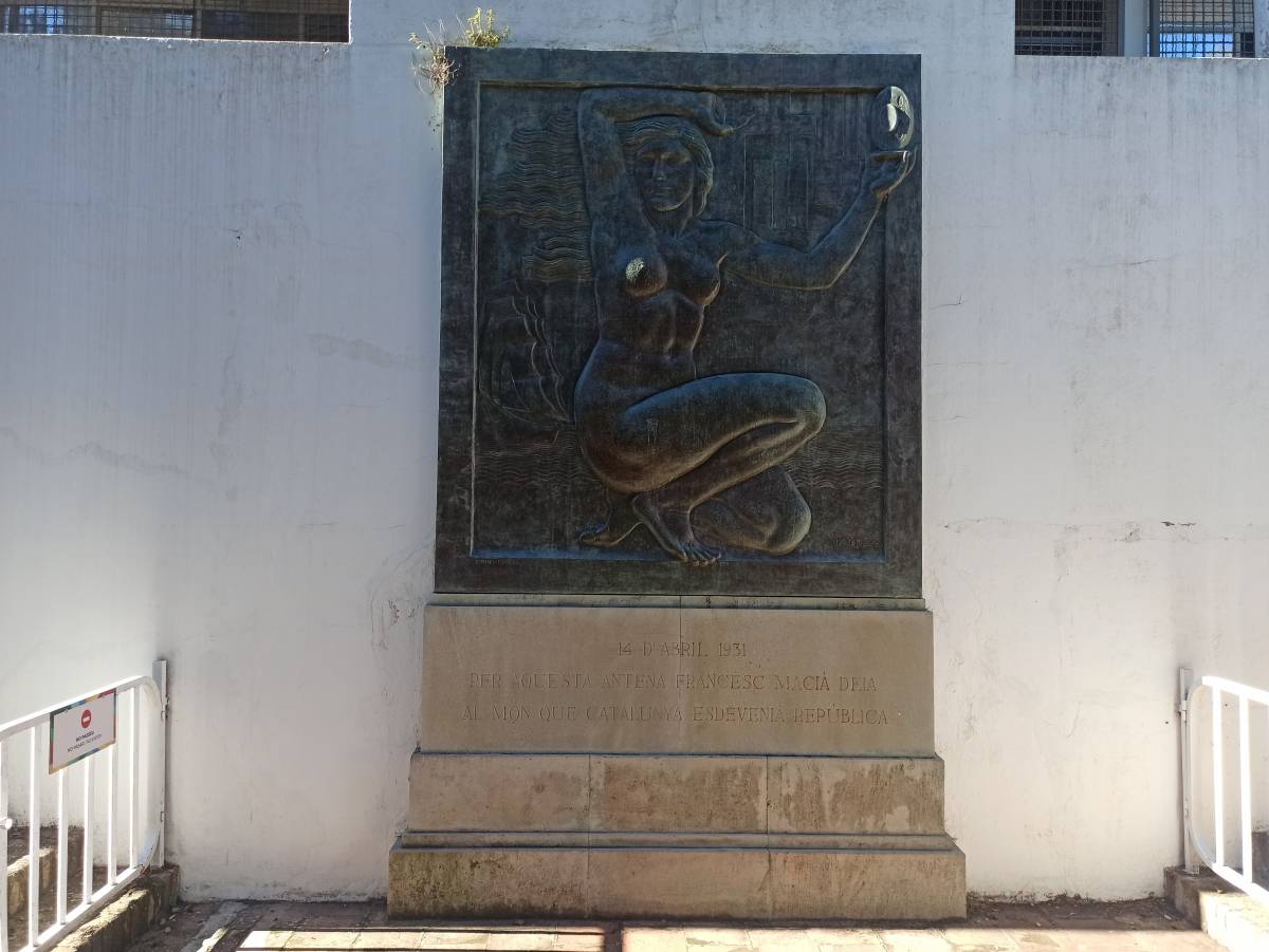 La placa restituïda. - Dani Cortijo La placa restituïda.