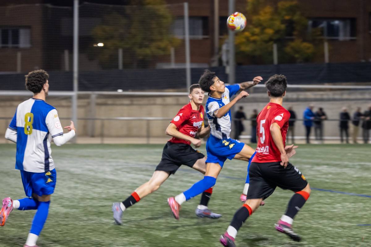 Kaua va tenir algunes de les millors ocasions dels arlequinats - Juanma Pelaéz Kaua va tenir algunes de les millors ocasions dels arlequinats