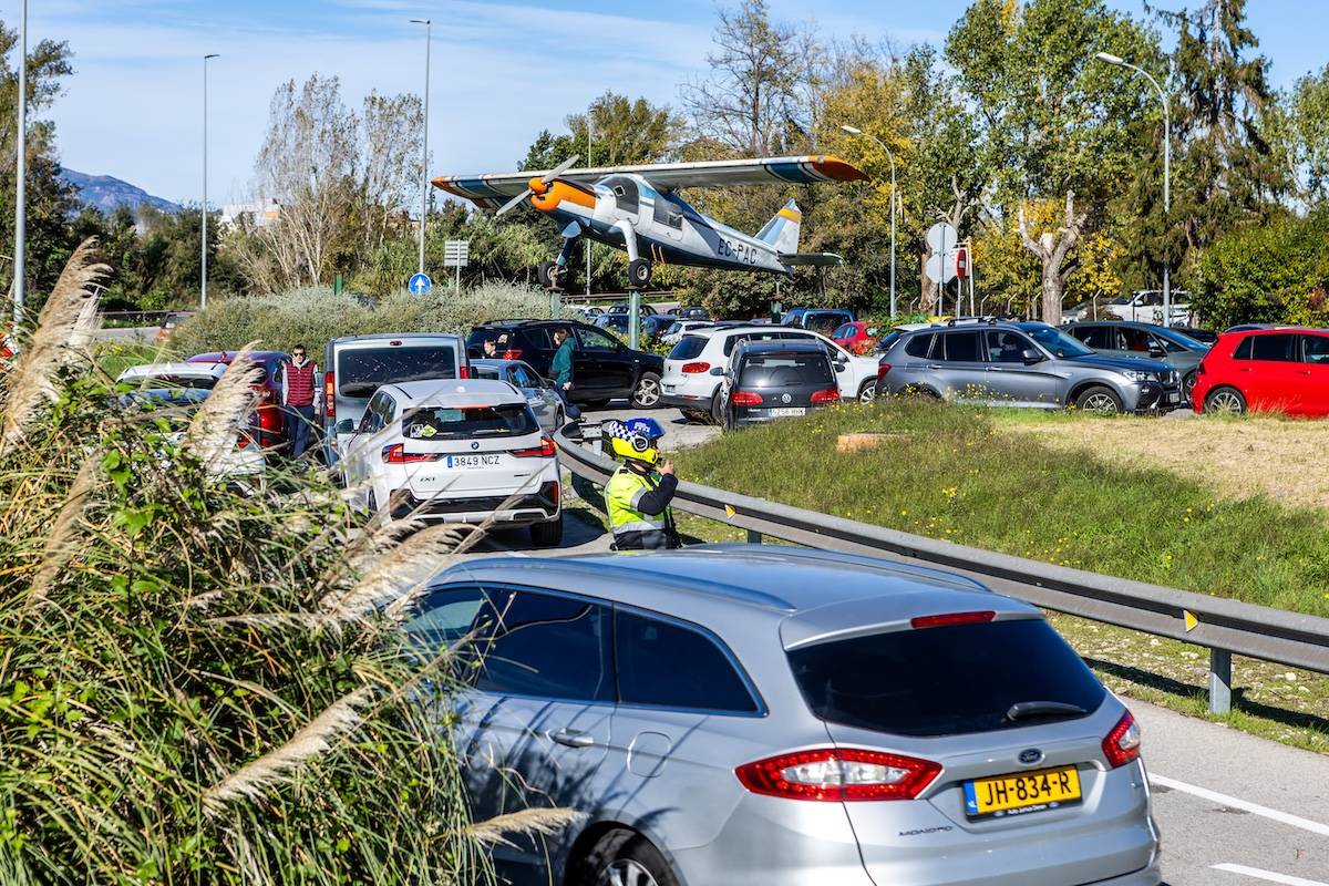 Els accessos a l`Aeroport, col·lapsats - Juanma Peláez Els accessos a l`Aeroport, col·lapsats