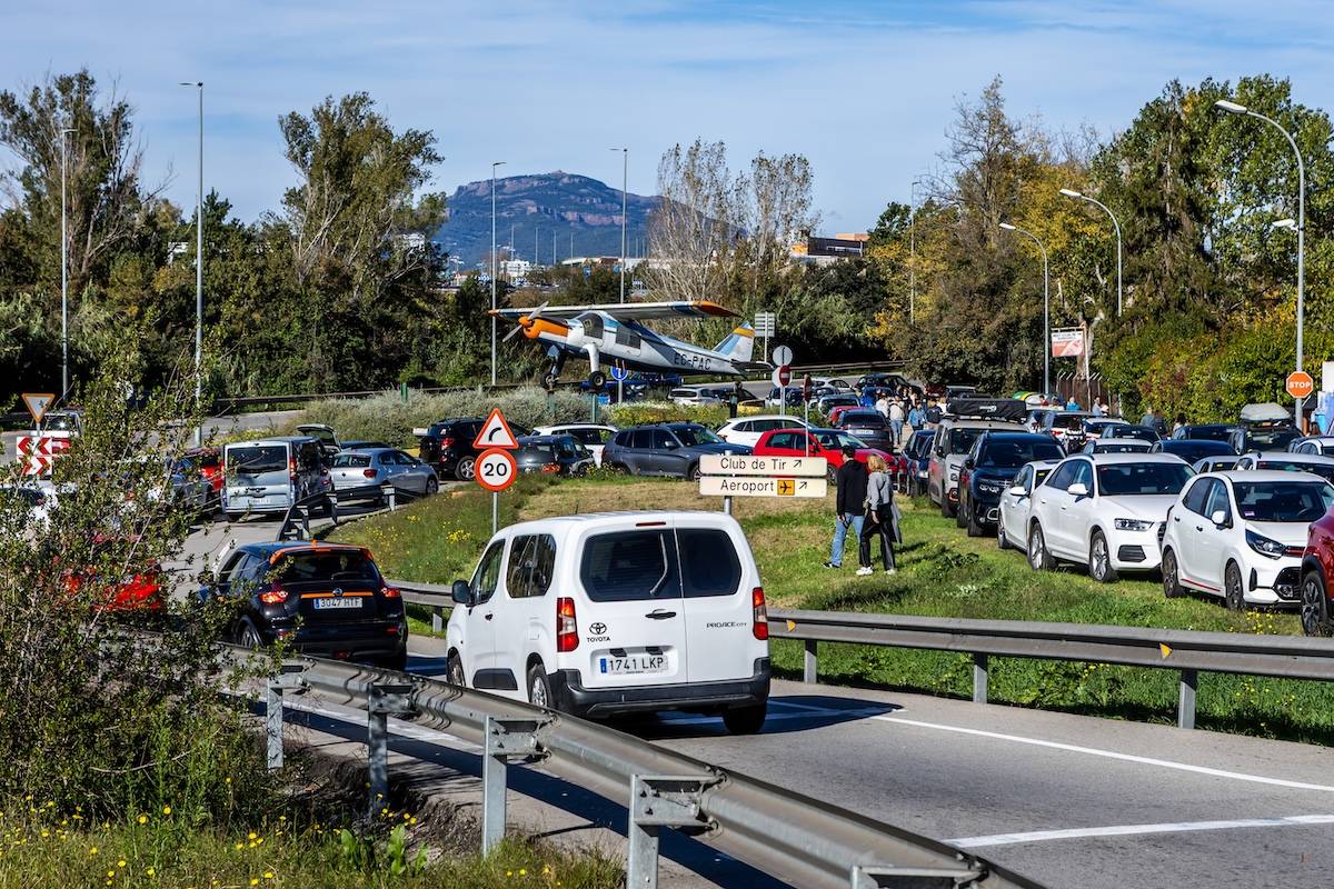 Els accessos a l`Aeroport, col·lapsats - Juanma Peláez Els accessos a l`Aeroport, col·lapsats