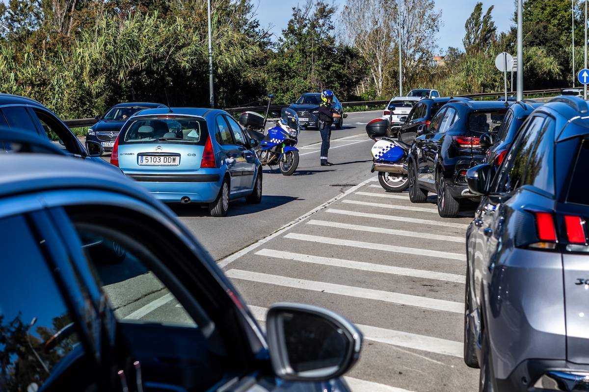 Els accessos a l`Aeroport, col·lapsats - Juanma Peláez Els accessos a l`Aeroport, col·lapsats