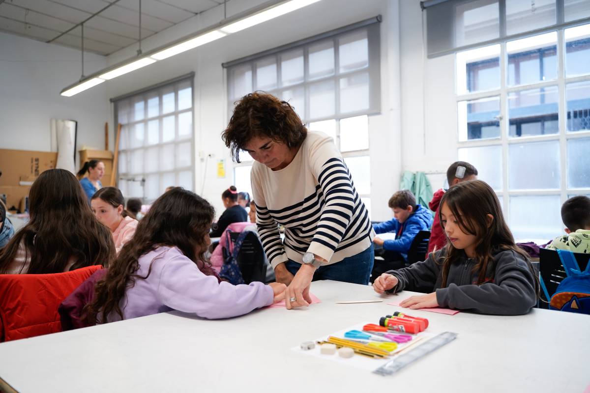 Els alumnes de l`escola Roureda a l`activitat - David Chao Els alumnes de l`escola Roureda a l`activitat