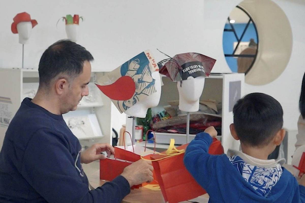 Taller: Tants caps, tants barrets - MNAC Taller: Tants caps, tants barrets