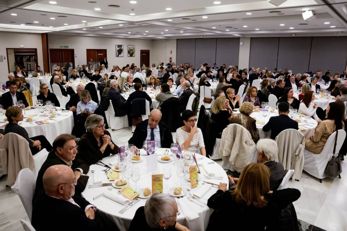 Més de 300 persones al sopar solidari d’Oncolliga