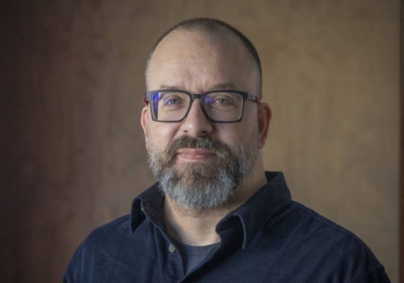 “La imatge que es té dels arxius és un espai més aviat amagat”