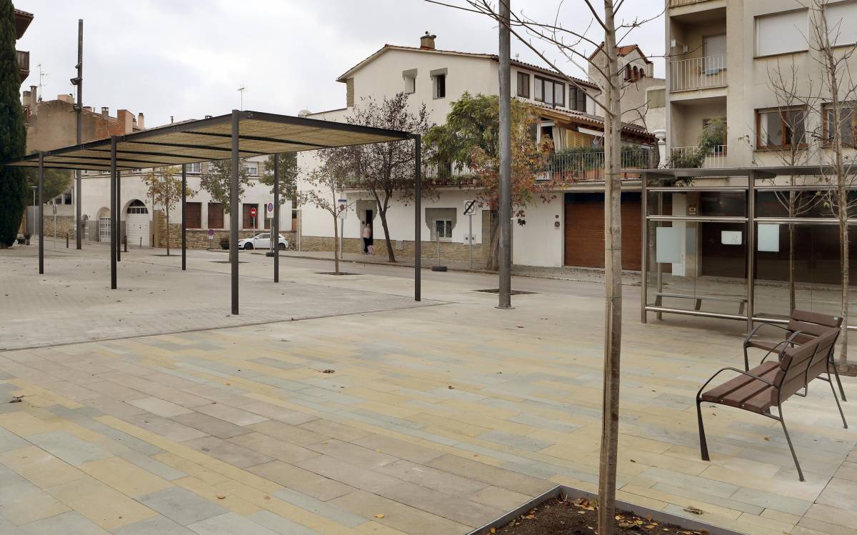 Finalitzades les reformes de la plaça Catalunya de Sant Julià de Vilatorta