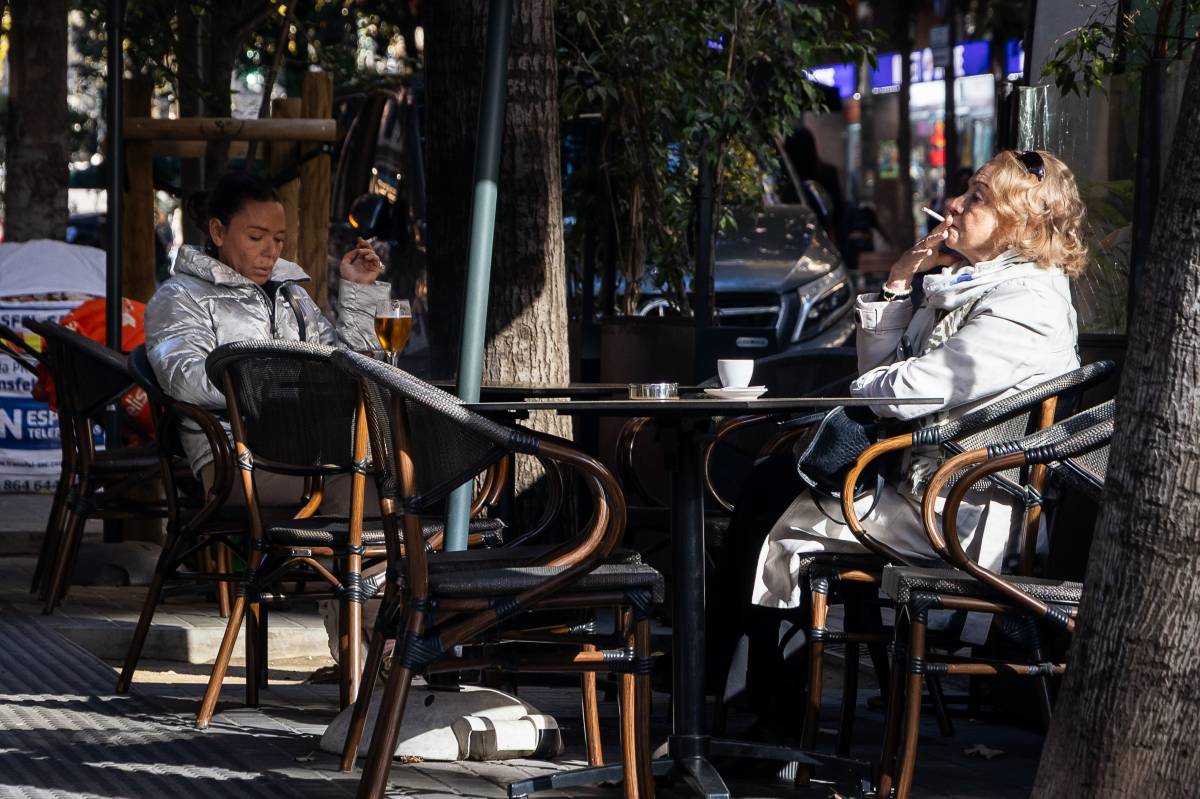 La nova llei antitabac avança entre bastidors: què pot implicar i a qui pot afectar?