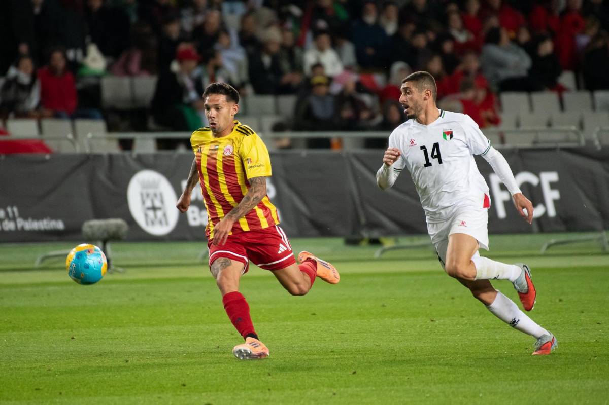 Astals ha disputat la segona meitat com a carriler dretà - CES Astals ha disputat la segona meitat com a carriler dretà