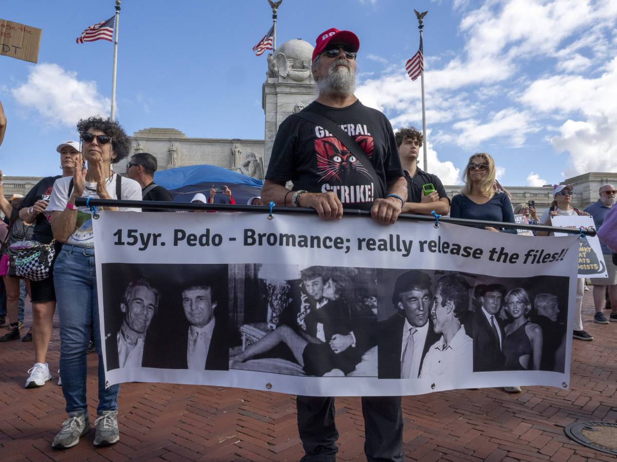 El Congrés i el Senat dels Estats Units forcen Trump a desclassificar els papers del pedòfil Epstein