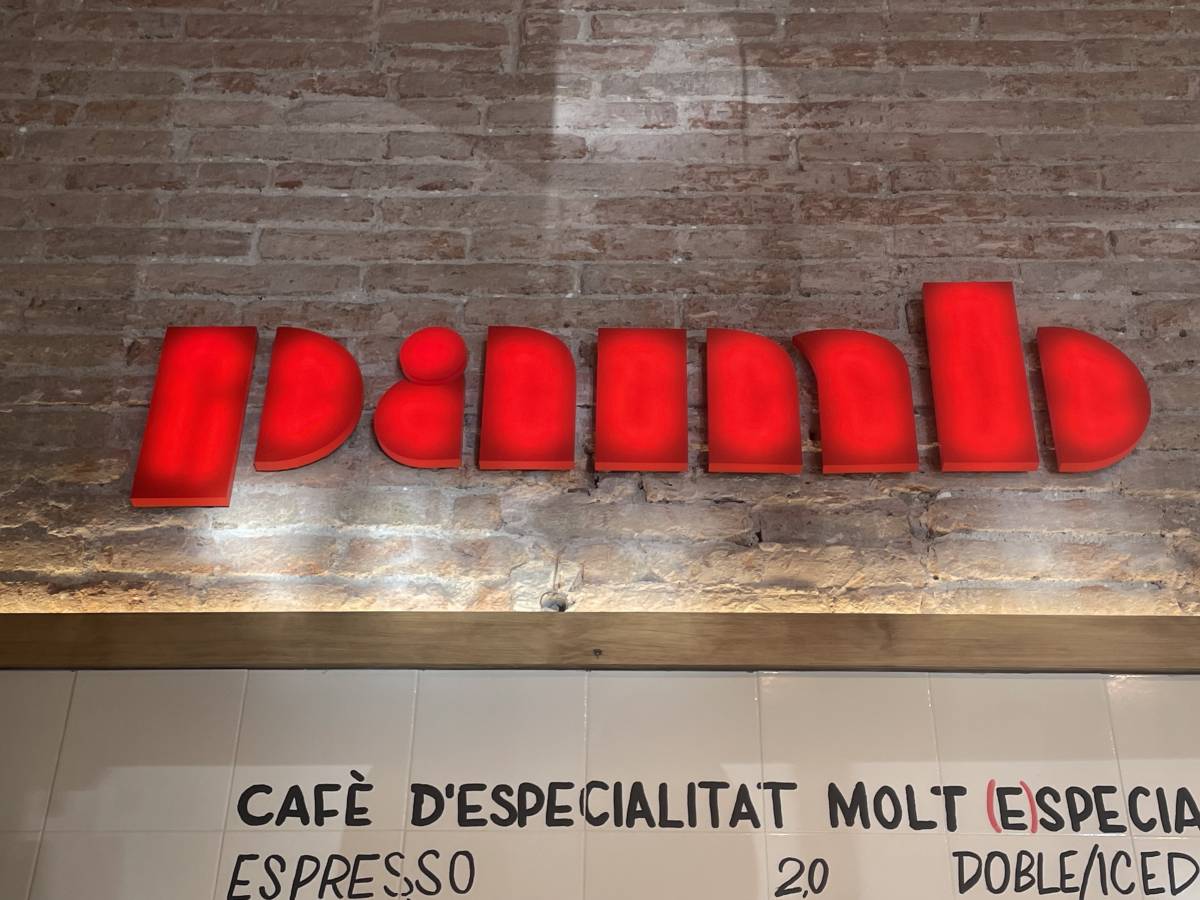 El cartell Pamb dins l`establiment