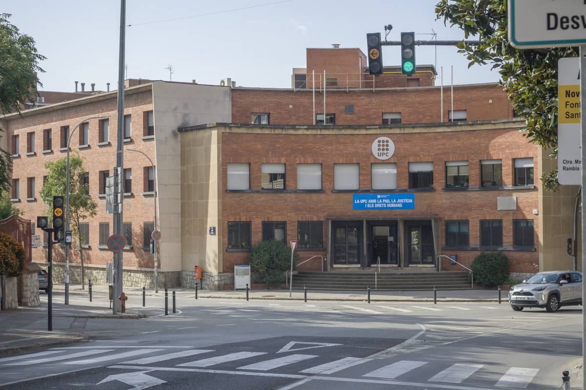 Avinguda de Jacquard amb carrer de Colom -  Nebridi Aróztegui