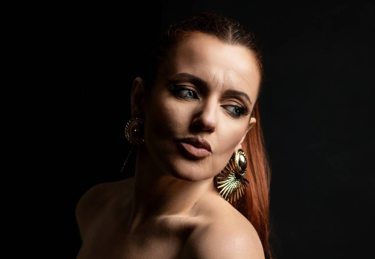 Adele canta a Terrassa de la mà de Geni Ferreiro