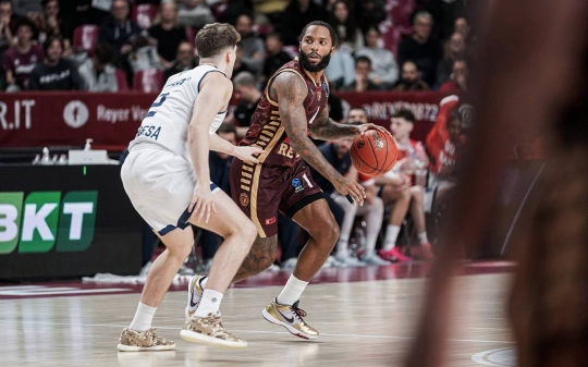 El Baxi Manresa mostra un nova cara europea tot i la derrota (97-93)