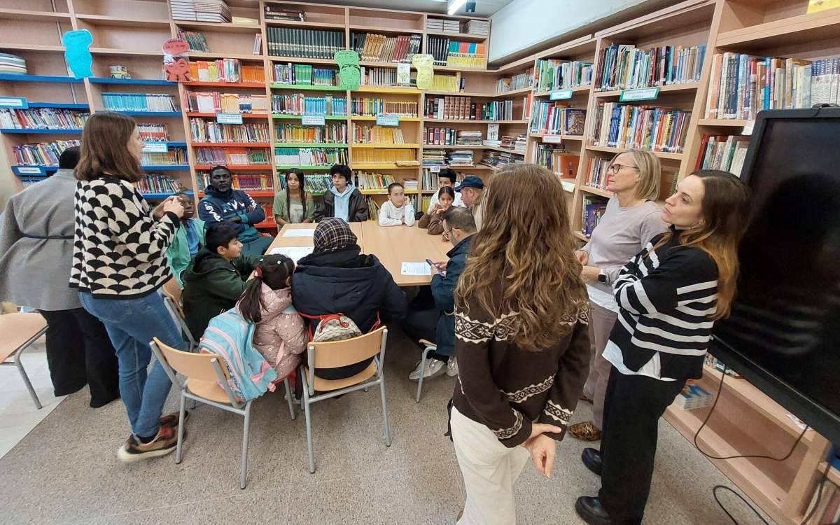 Valls recupera el programa de mentoria escolar per reforçar aprenentatge estudiants de primària