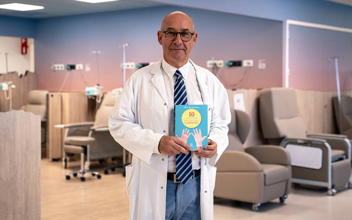 El Dr. Albert Altés, cap del Servei d'Hematologia d'Althaia, publica un llibre sobre el present i el passat de la medicina