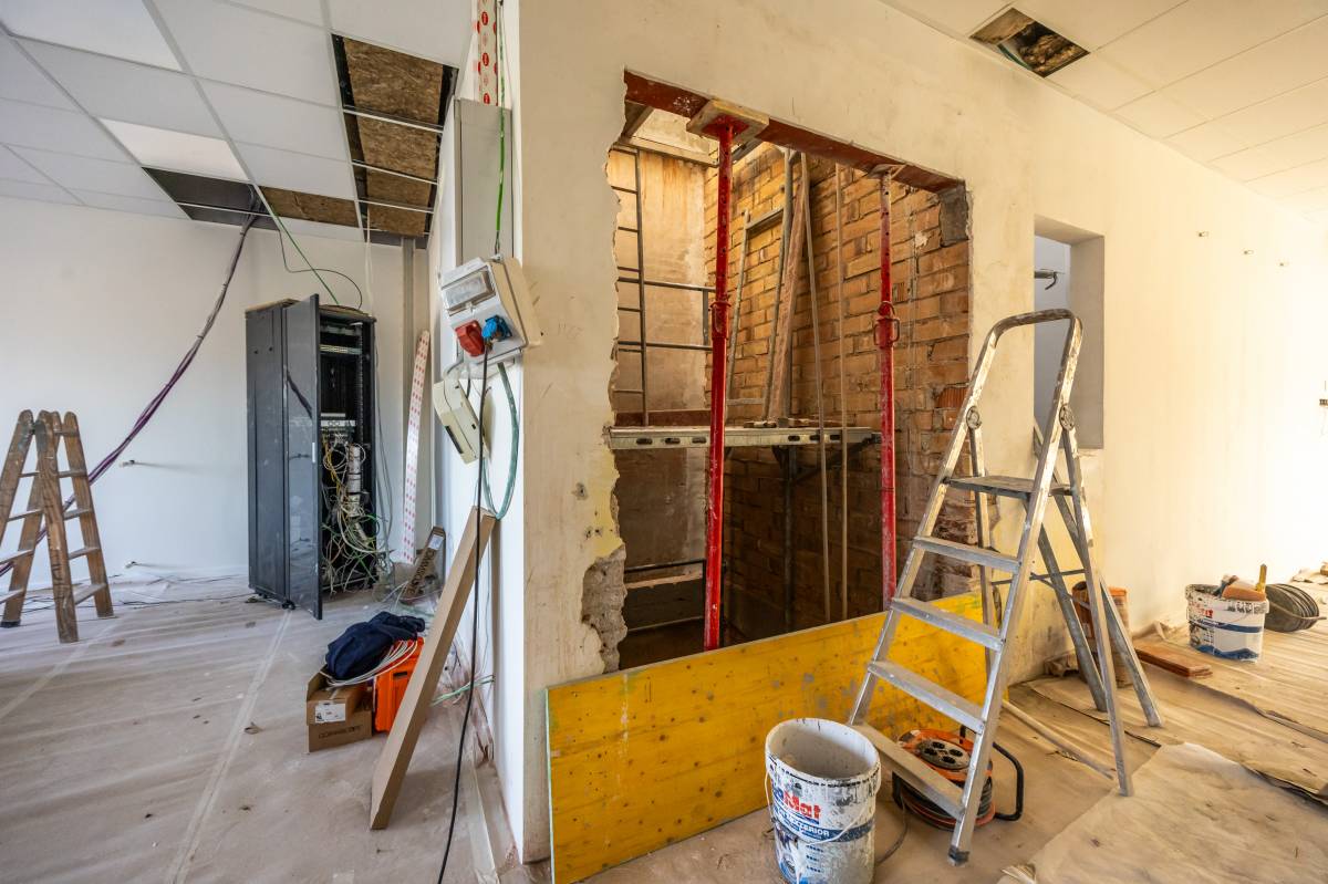 Instal·lació d`un ascensor a les Escolàpies