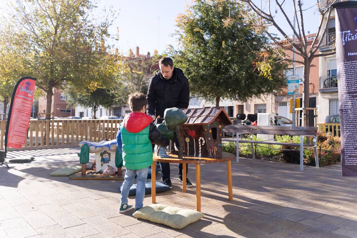 Celebració del DUDI a la plaça de la Infància - DAVID CHAO Celebració del DUDI a la plaça de la Infància