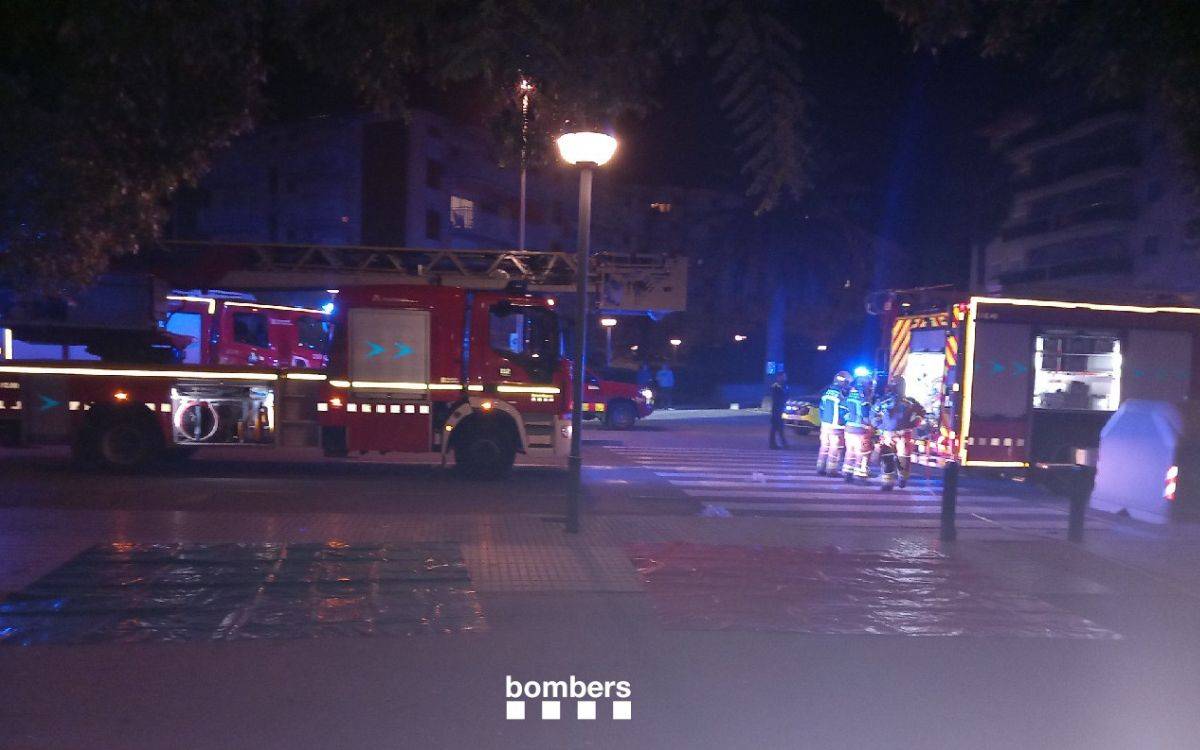 Ensurt a la Pineda a causa d'un incendi en la cuina d'un pis