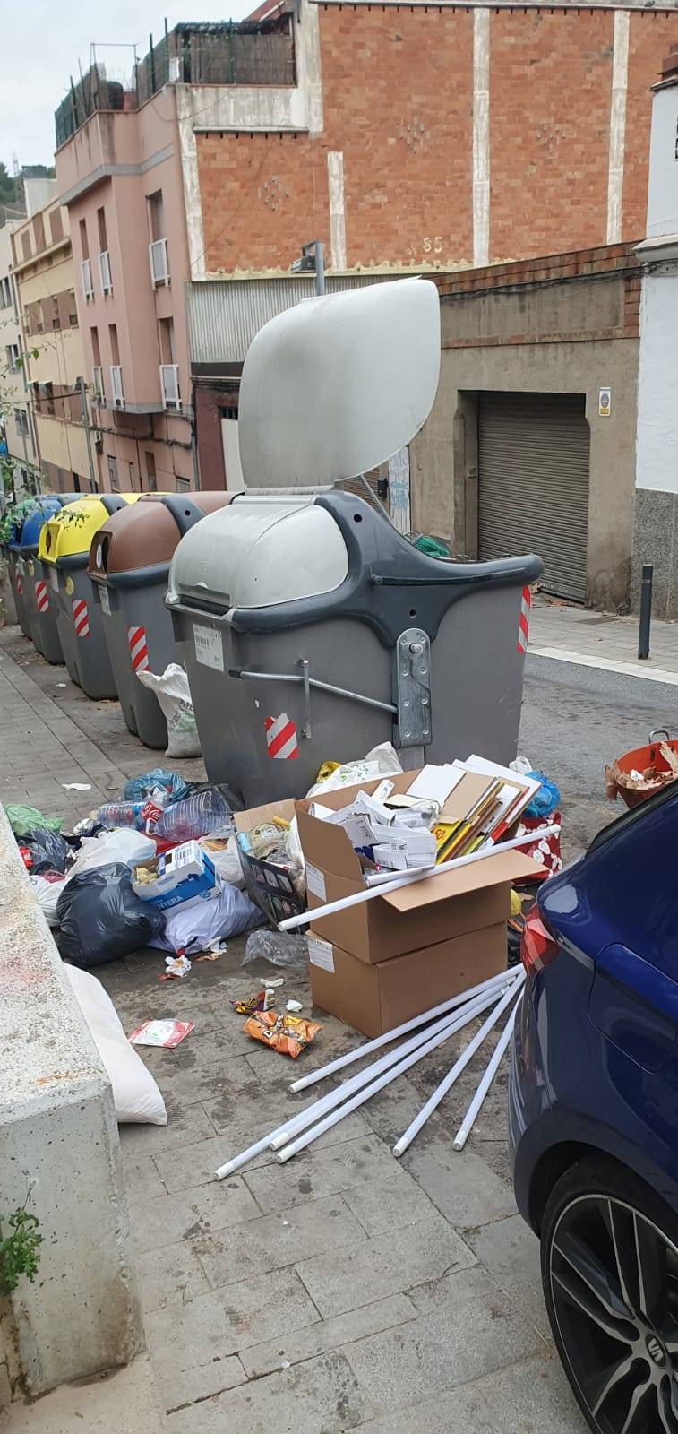 Mesura insòlita contra l'incivisme: l'obertura de bosses permet incoar trenta expedients en tres setmanes