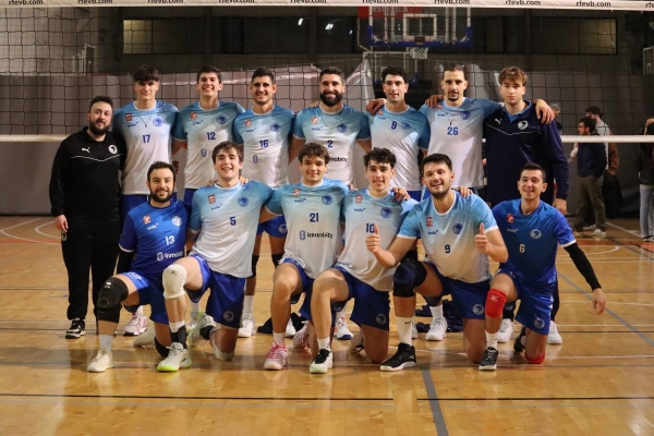 El CNS Vòlei masculí guanya el líder i es manté en la lluita per classificar a la Copa Príncipe