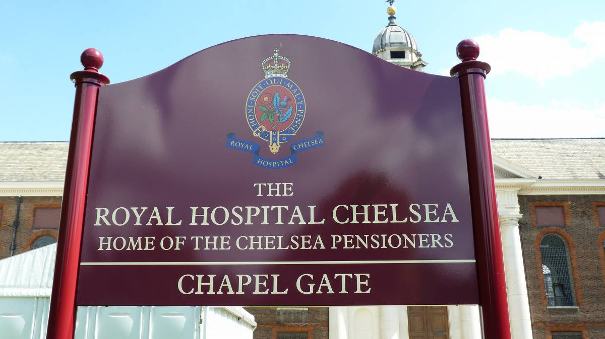 Una de les portes d’accés al Royal Hospital Chelsea, l’hospici militar per a veterans de guerra del barri de Chelsea - Colin McLaughlin – Wikimedia Commons