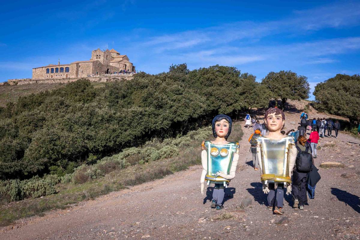 El 40è aniversari de la primera pujada a la Mola de La Trepa i La Teranyina