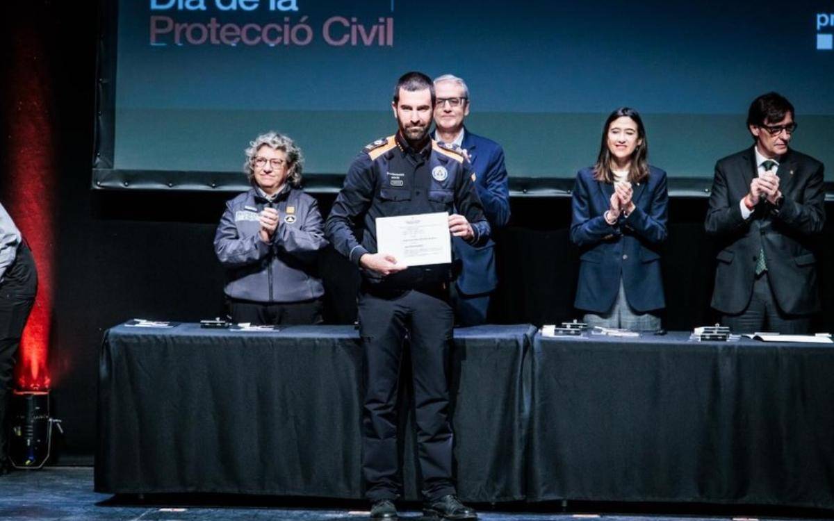 Els voluntaris de Protecció Civil de Montblanc, reconeguts per la seva gran actuació en l'incendi del càmping