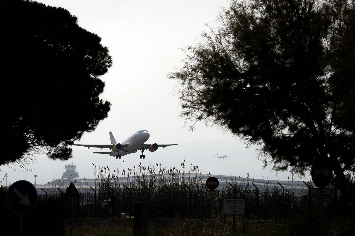 El pla director de l'ampliació del Prat admet que caldrà una «profund anàlisi de les repercussions» ambientals