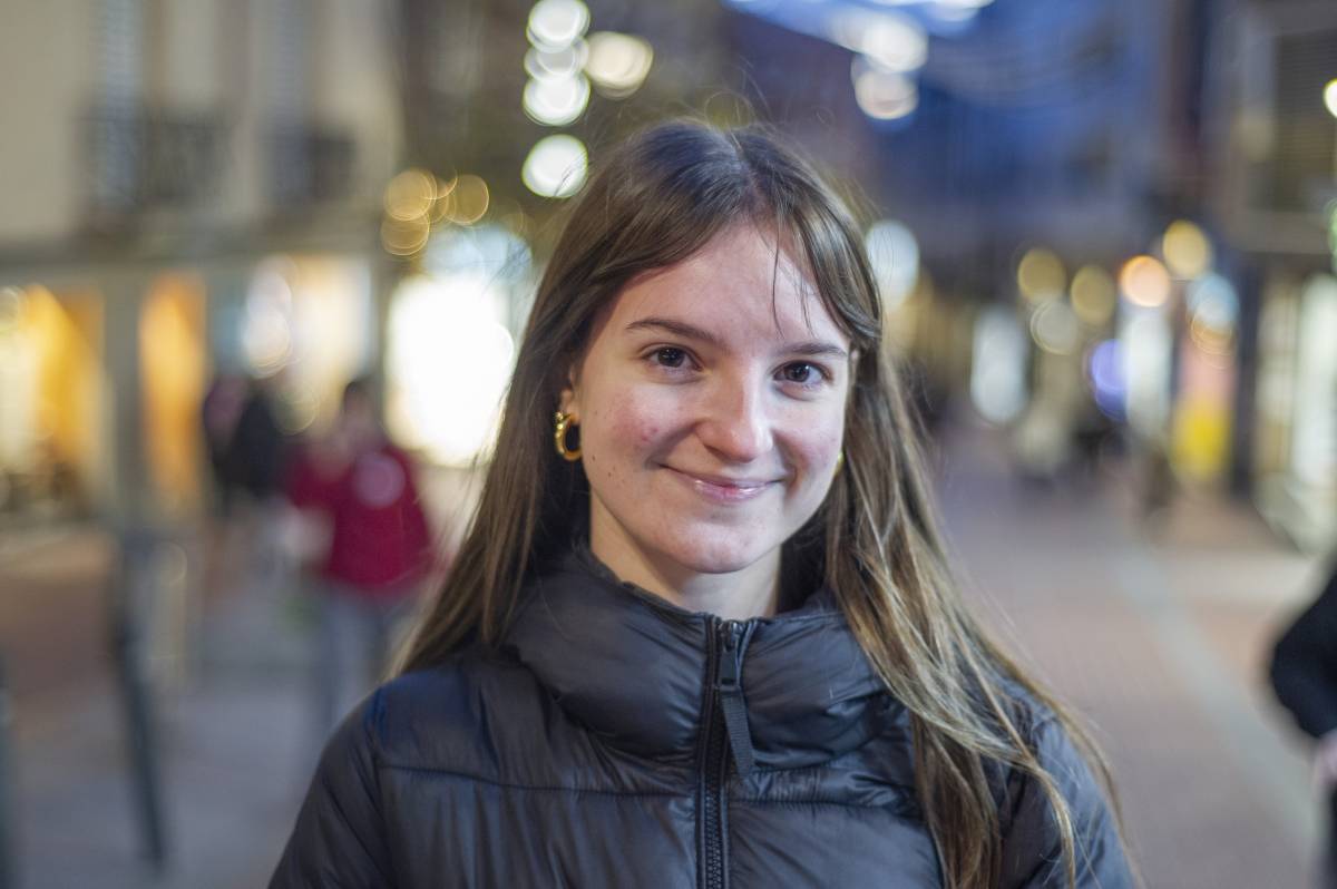 Abril Hernández, 20 anys - 