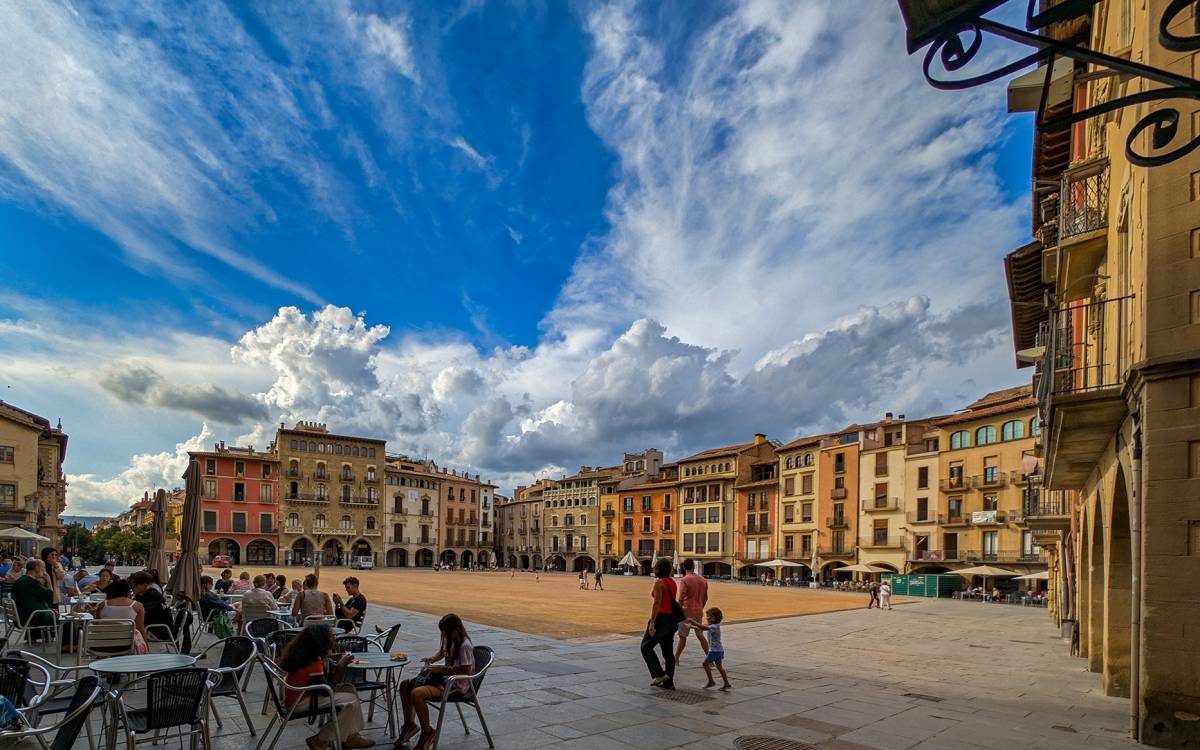 Una vintena d'establiments de Vic han hagut de tancar per no complir la normativa