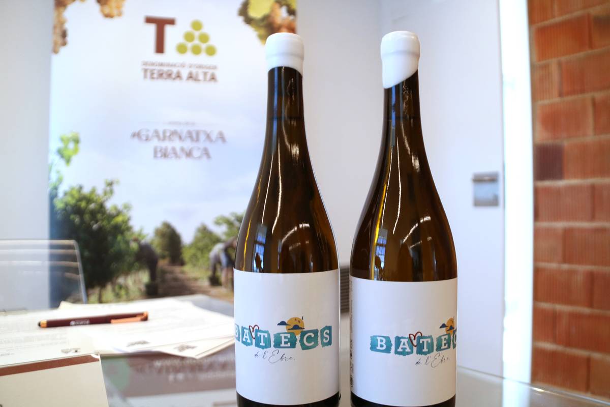 'Batecs de l'Ebre', el primer vi solidari de la DO Terra Alta per ajuda als pobles del Montsià afectats pels aiguats