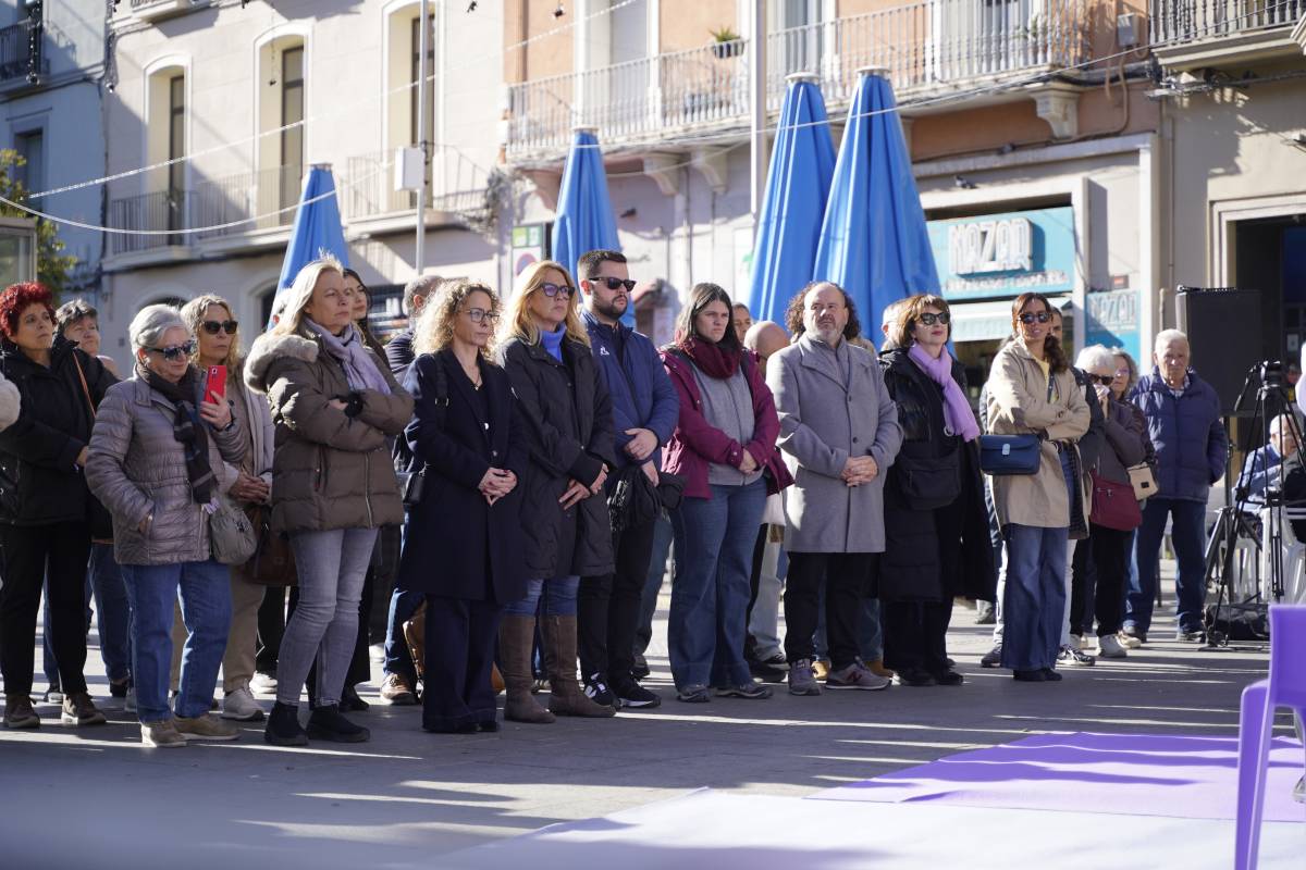 L'alcaldessa, Marta Farrés, a liderat la representació municipal en l'acte del 25N - David Chao