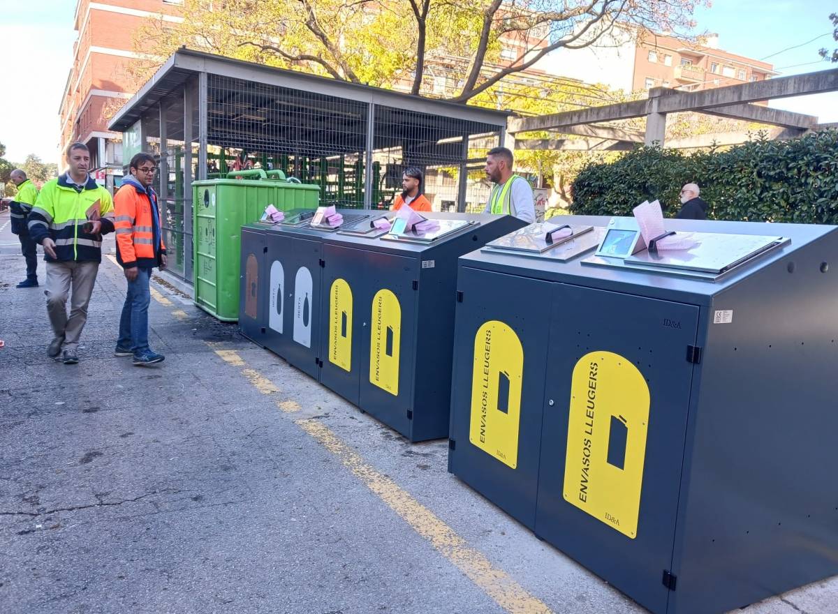 Sant Celoni i Cardedeu estrenen els contenidors tancats