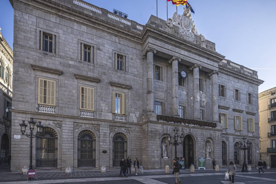 Quant cobra l'alcalde del teu municipi? Consulta el cercador