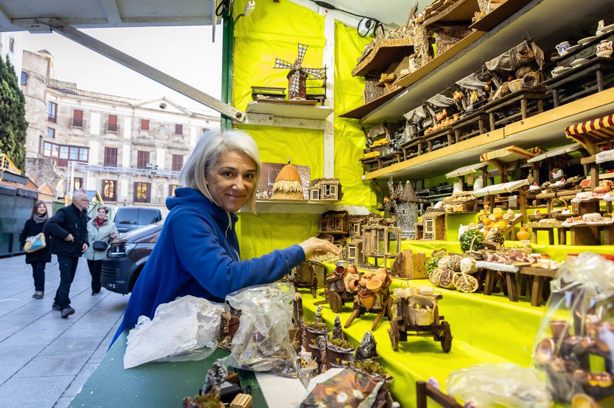 Edurne Costa, prepara la parada abans de la seva obertura - Hugo Fernández