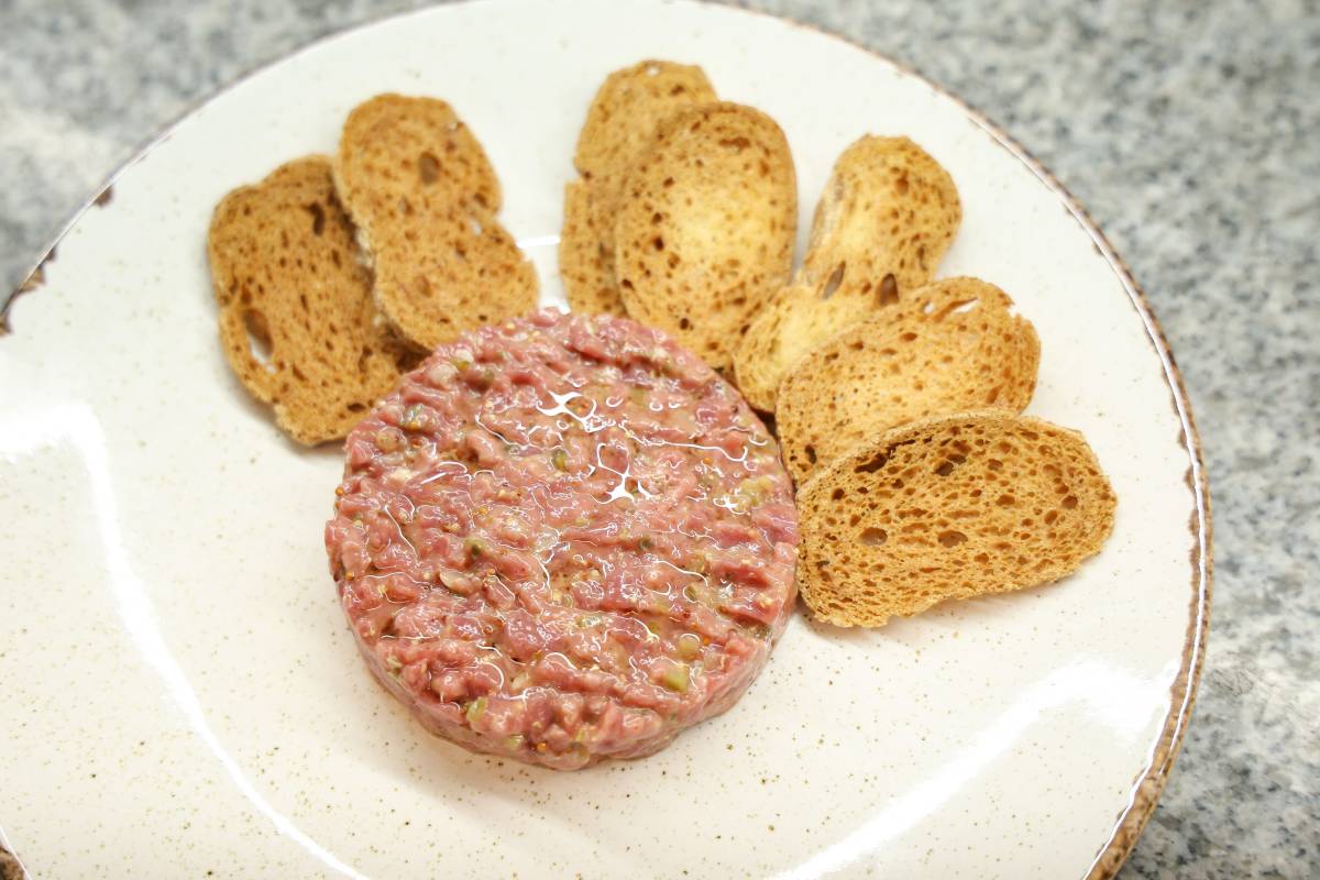 L''steak' tartar del restaurant Tros  - VÍCTOR CASTILLO