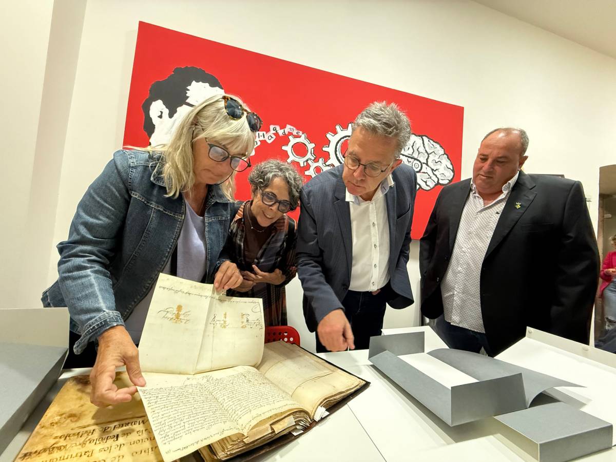 Restauració dels llibres de Família de Pedrolo - Restauració dels llibres de Família de Pedrolo